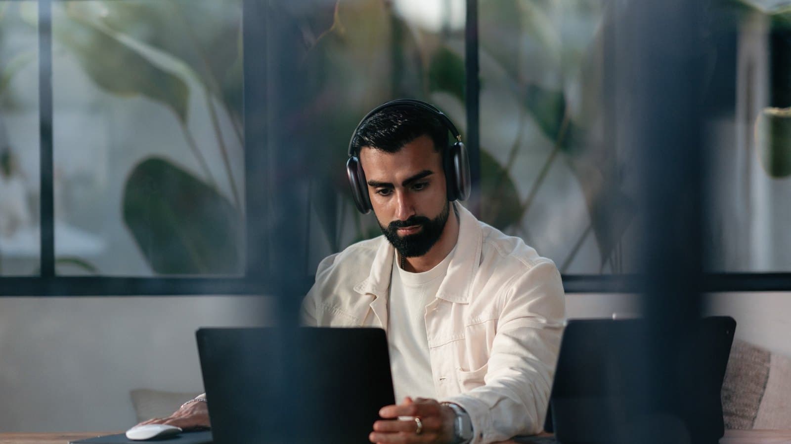 Seyed Hosseini at work with Clark